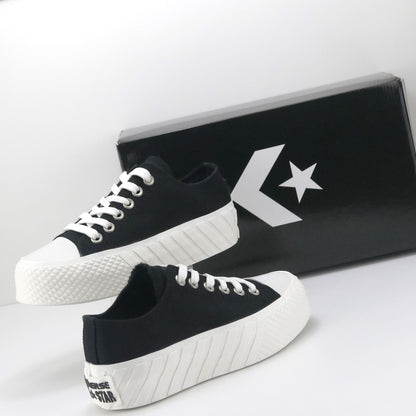 Converse Black